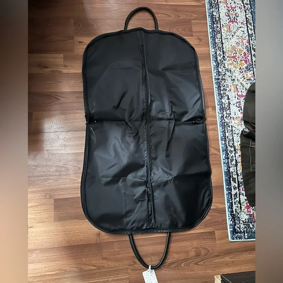 Garment bag - Picture 2 of 3